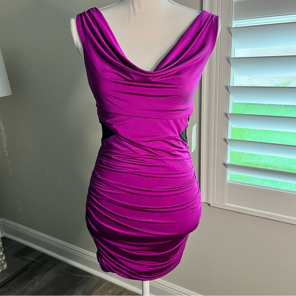 Forever 21 Dress Magenta. M. New/tags. Blk sheer mid back/side. Ruched